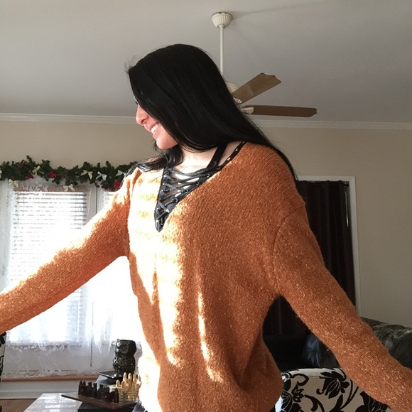 Shoe Lace-Front Oversized Sweater - Picture 7 of 8